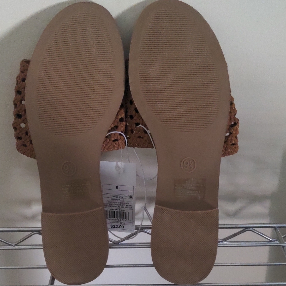 Universal Thread Tan Braided Sandals - Picture 2 of 3